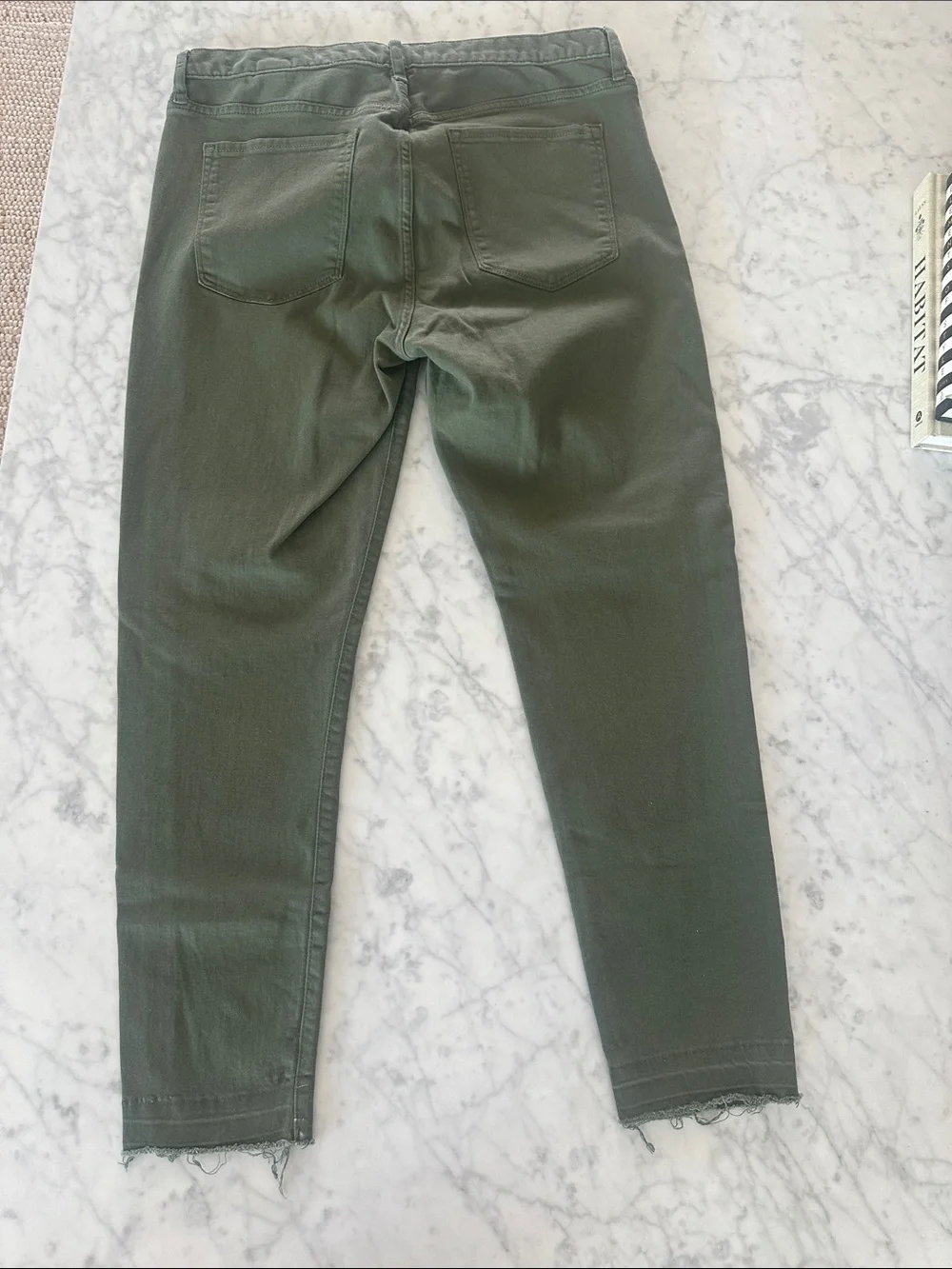 Banana Republic Mid-Rise Skinny Pants in Olive